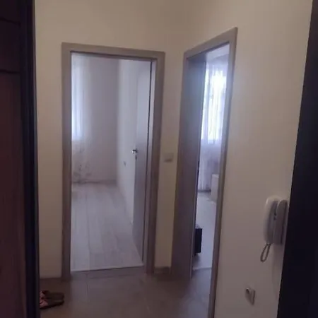 сарафово център Бургас